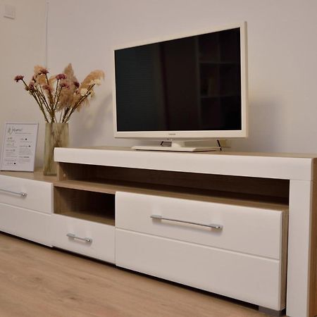 Heart Of The City - 75Sqm Suite Скопие Екстериор снимка