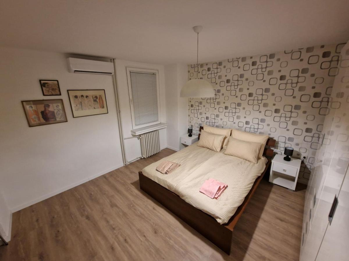 Heart Of The City - 75Sqm Suite Скопие Екстериор снимка